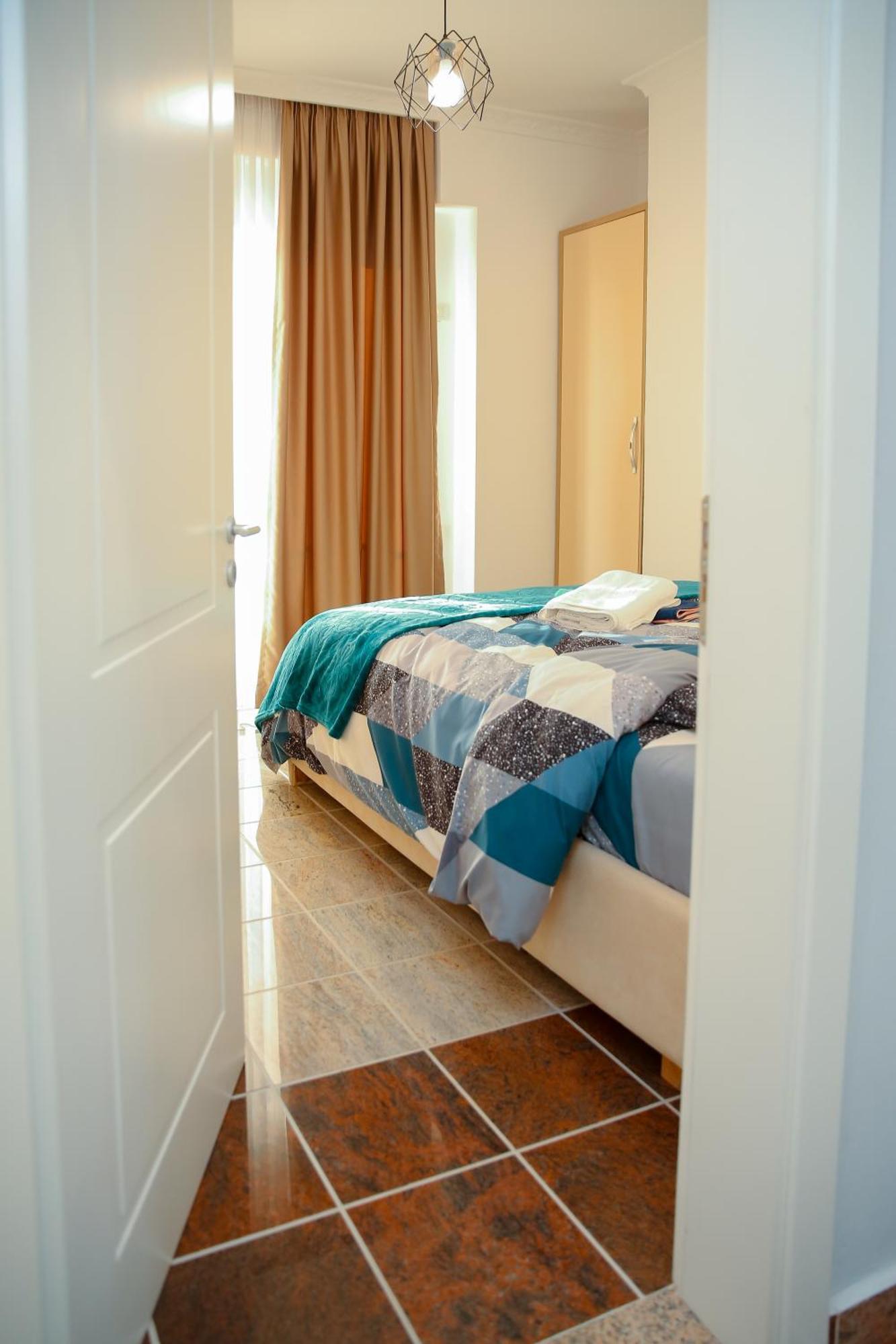Fishta Apartments Q5 33 Velipoje Bagian luar foto
