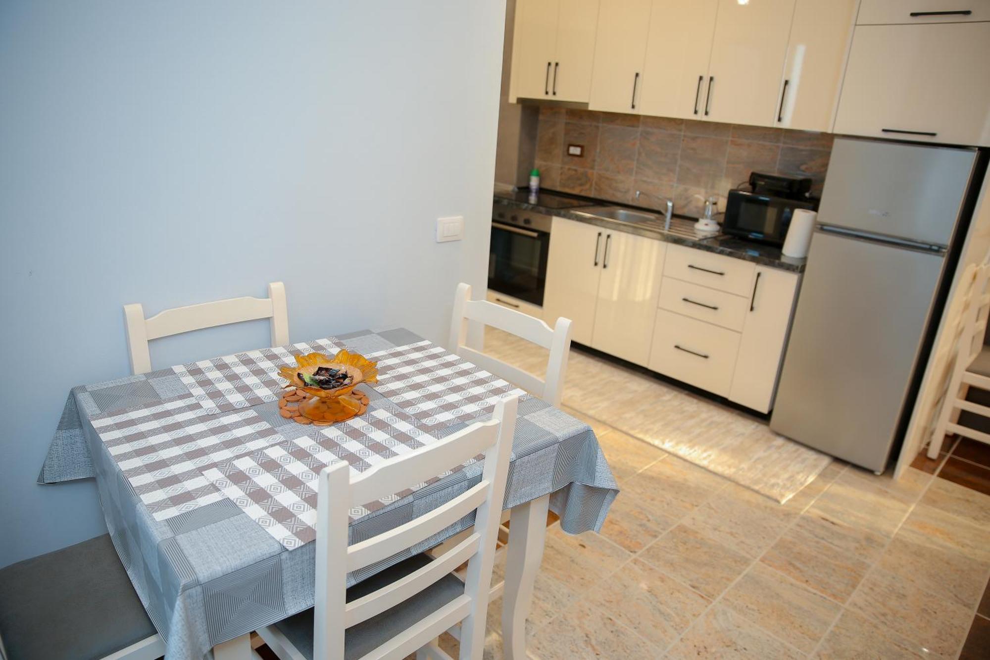 Fishta Apartments Q5 33 Velipoje Bagian luar foto